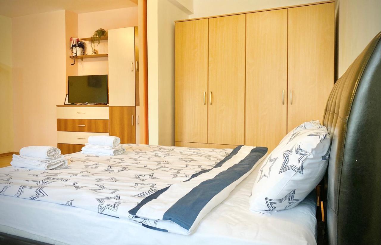 Sunny Central Apartment With Tv & Wi-Fi Stara Zagora Esterno foto