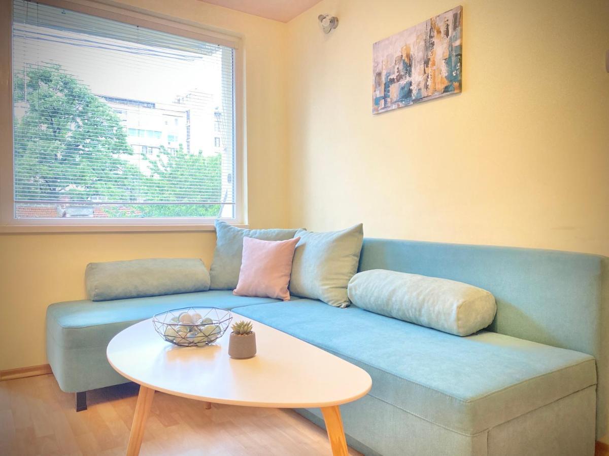 Sunny Central Apartment With Tv & Wi-Fi Stara Zagora Esterno foto